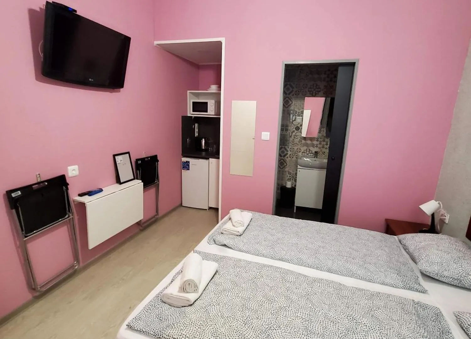 בודפשט Klauzal Party Apartments הונגריה